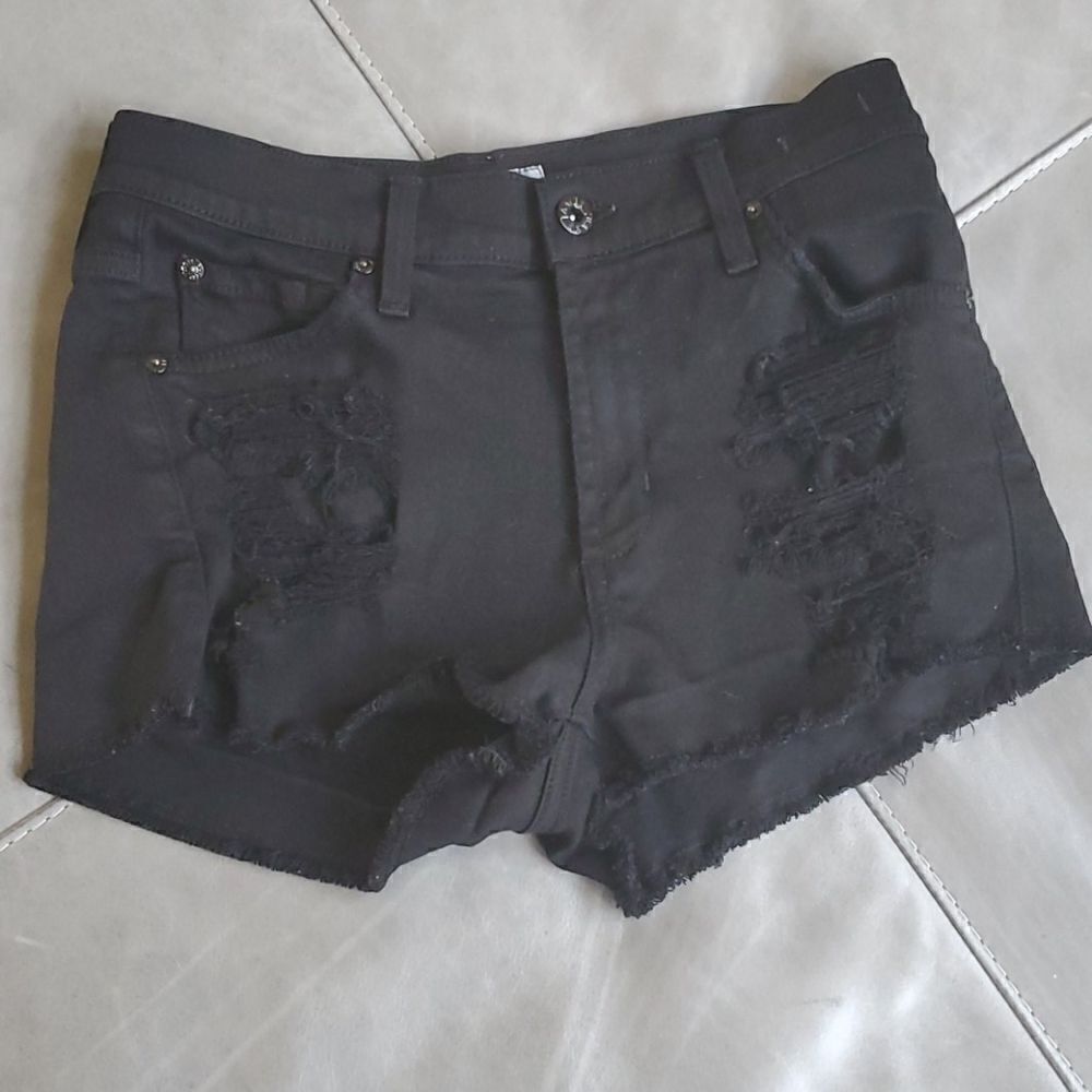 JAMES JEANS "Sugar" Distressed  Shorts - Size 26‎